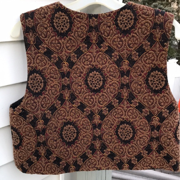 Max & Mabel Women’s Tapestry Vest Size M - Picture 4 of 5